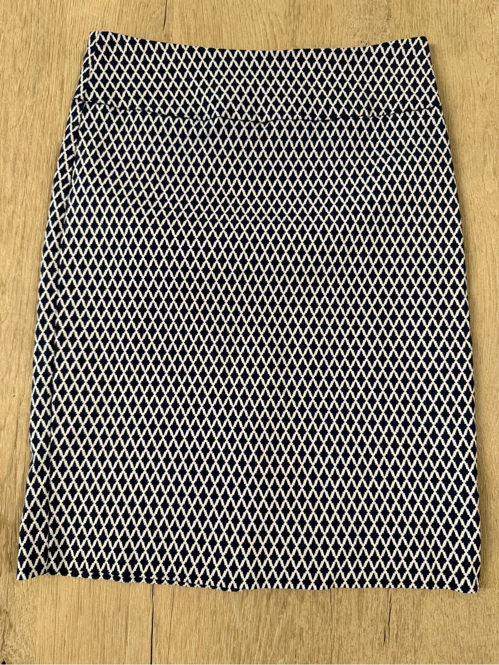 Margaret M Navy and White Diamond-Print Pencil Skirt